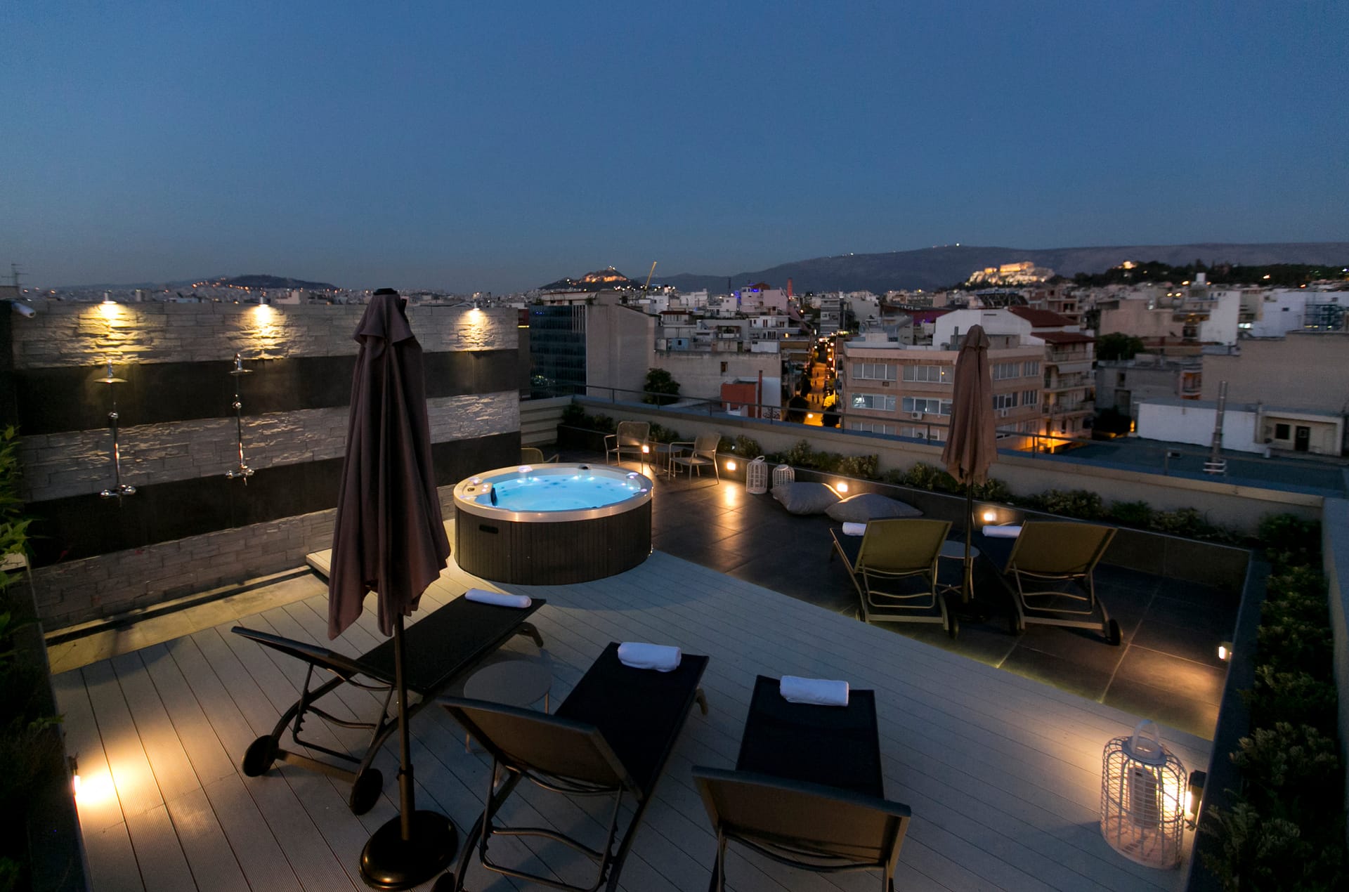 47 Luxury Suites and Lofts - 1