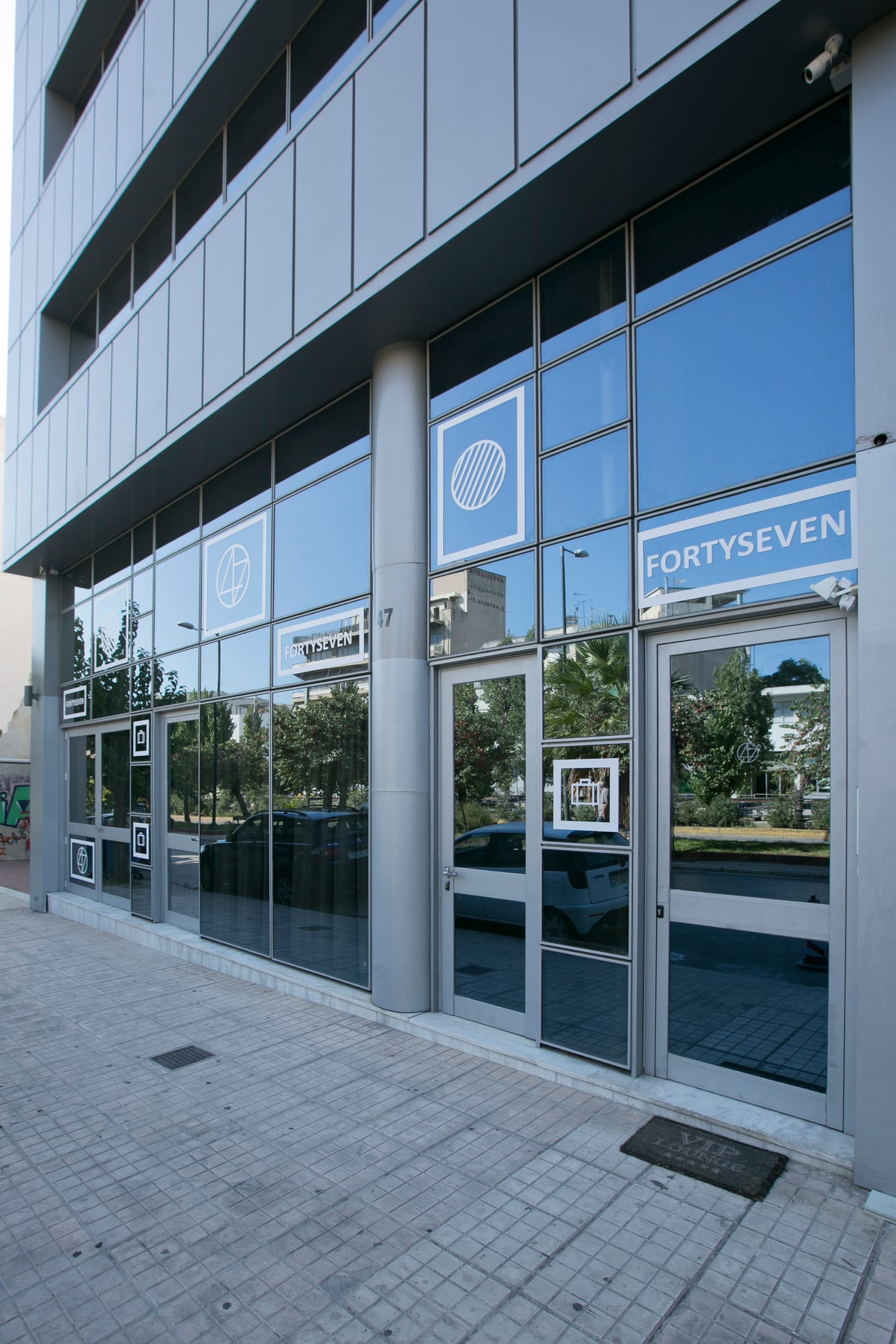 47 Luxury Suites and Lofts - 4