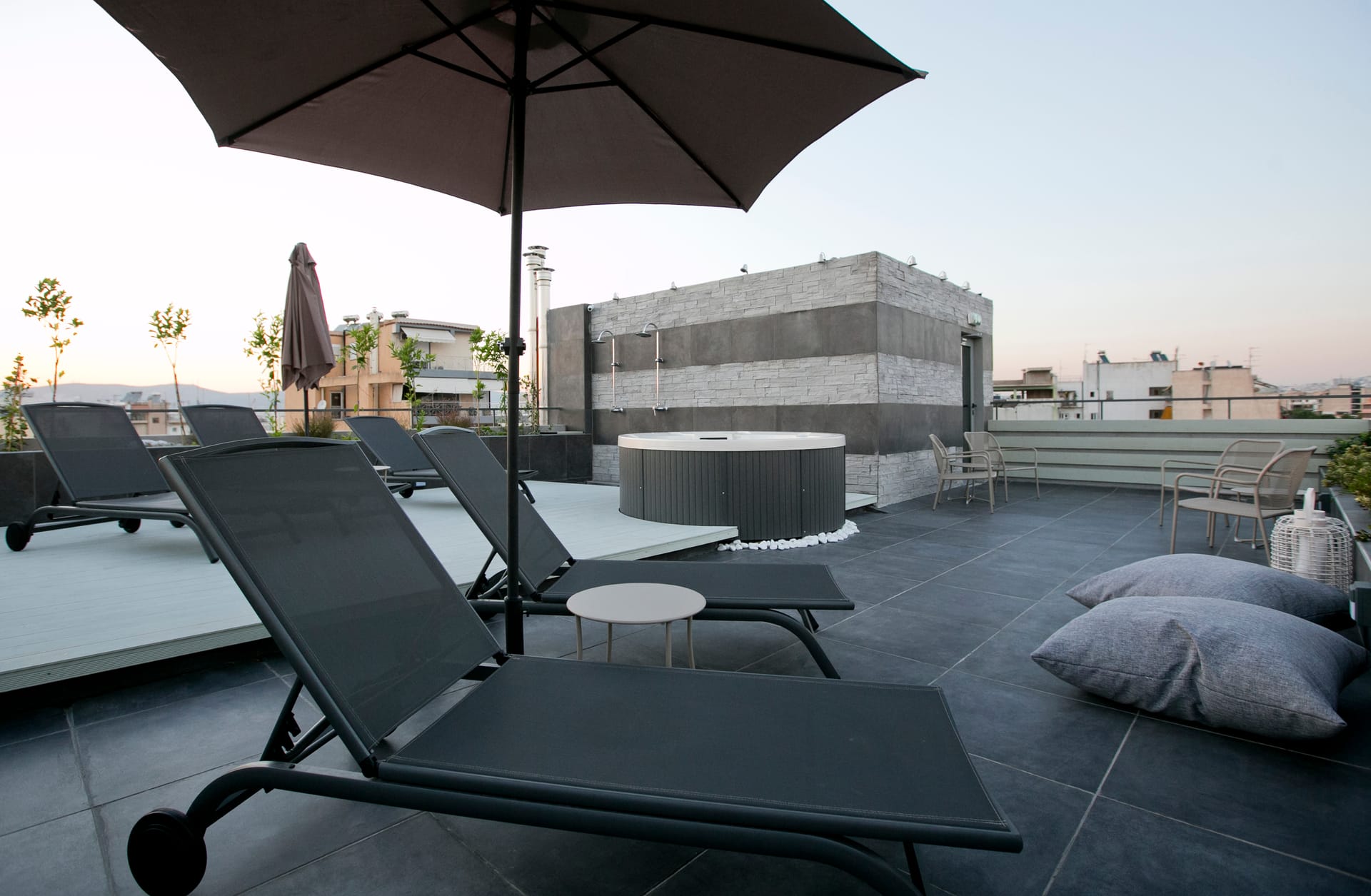 47 Luxury Suites and Lofts - 5