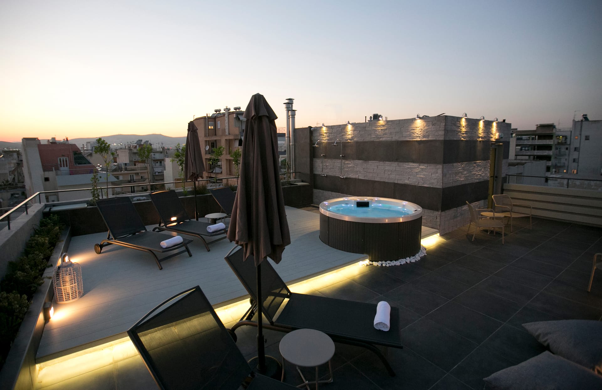 47 Luxury Suites and Lofts - 44