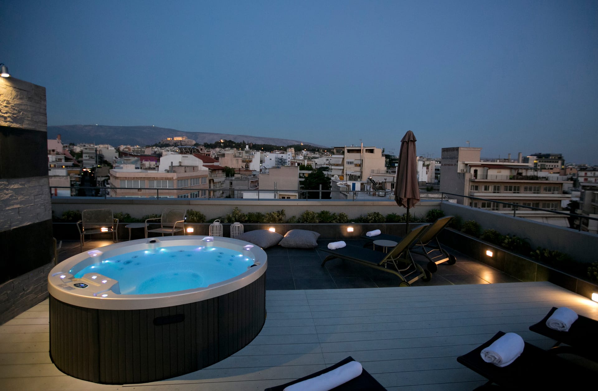 47 Luxury Suites and Lofts - 46