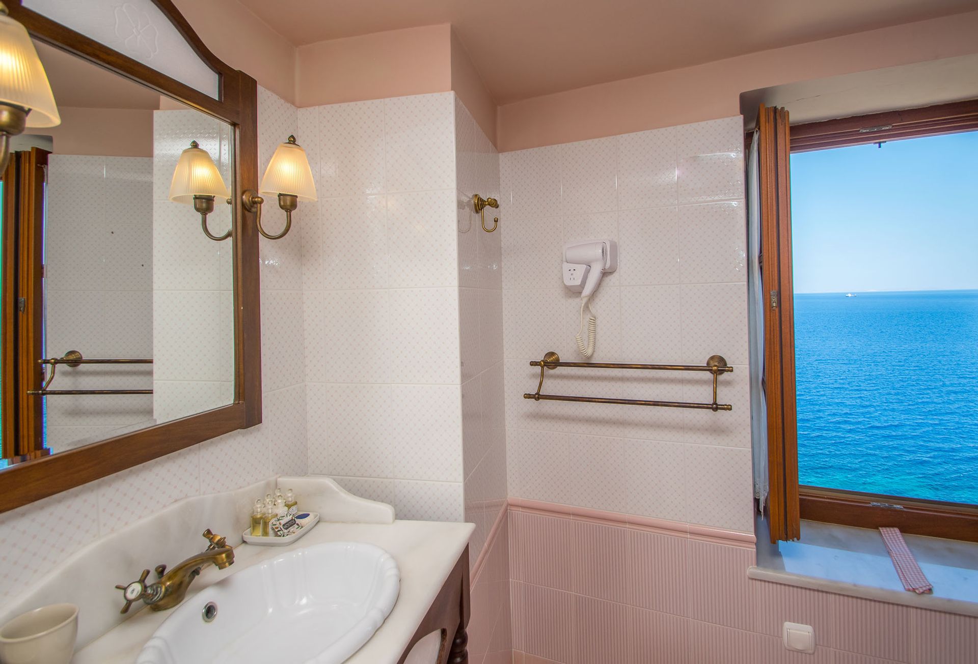 Arion Boutique Hotel Syros - 18