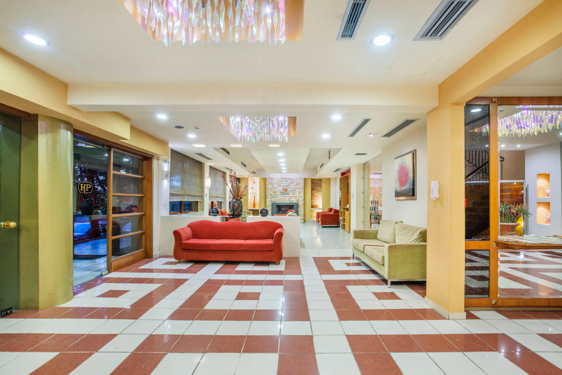 Pefka Hotel Thessaloniki - 6