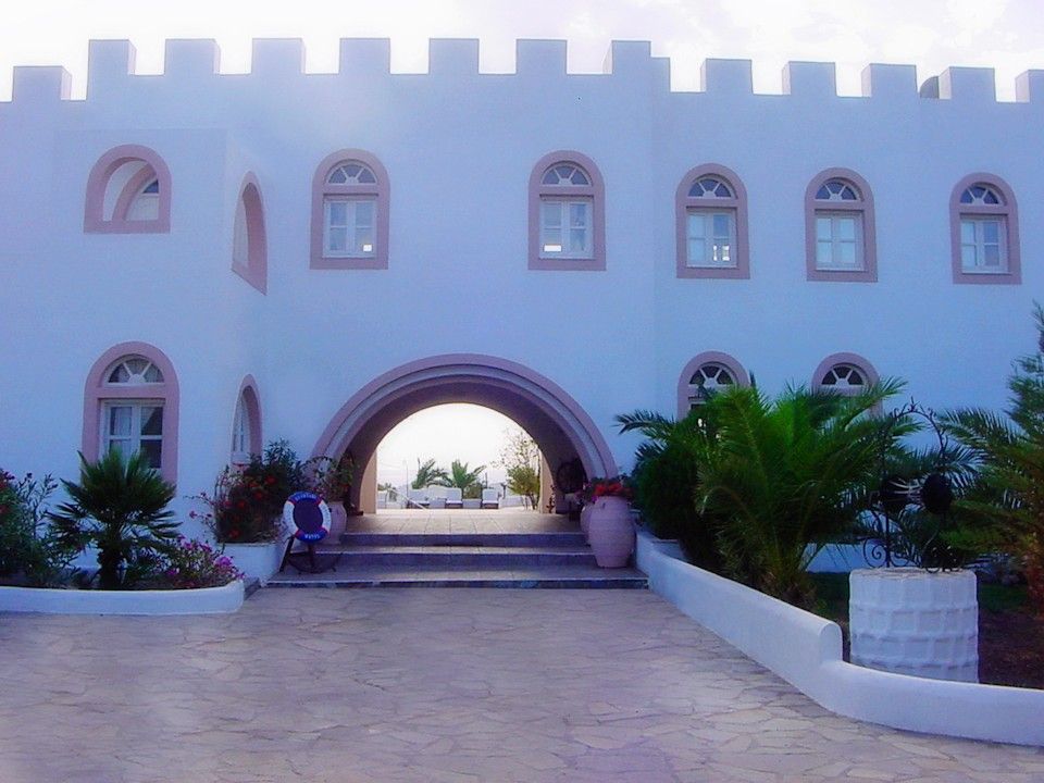 Porto Scoutari Romantic Hotel & Suites - 25
