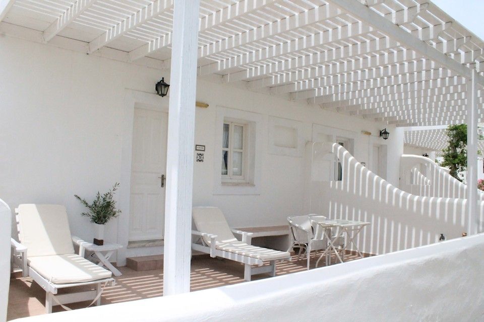 Porto Scoutari Romantic Hotel & Suites - 36