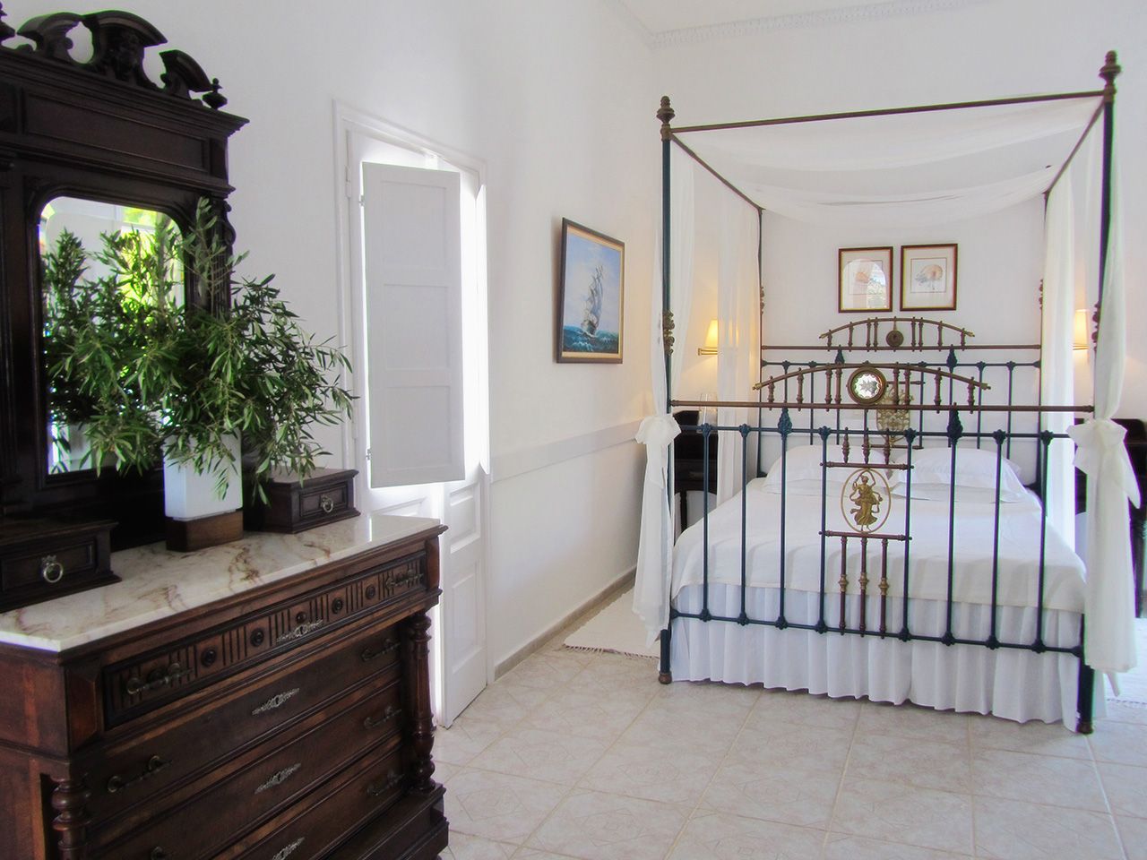 Porto Scoutari Romantic Hotel & Suites - 60