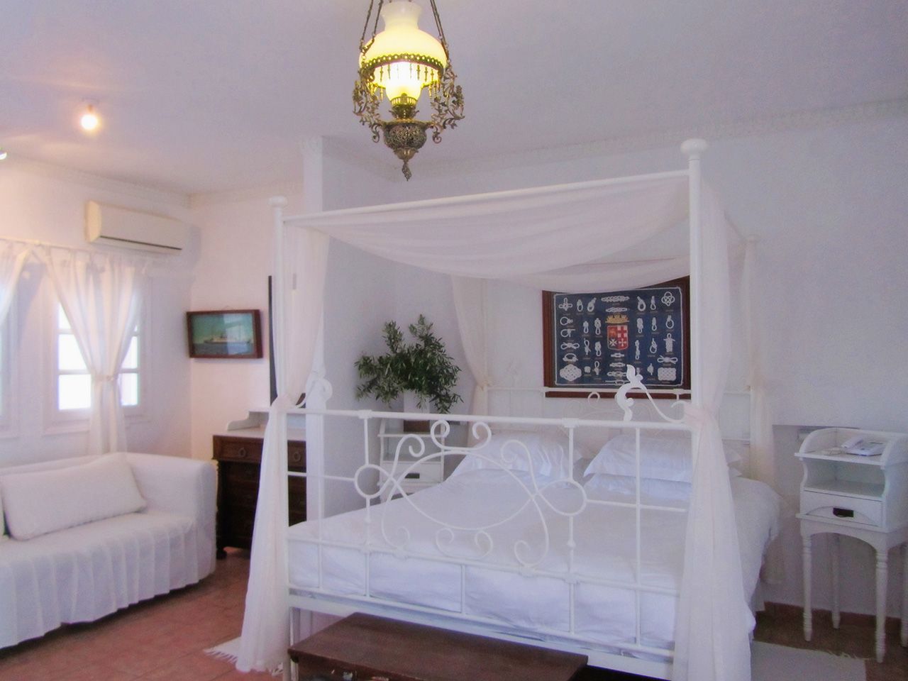 Porto Scoutari Romantic Hotel & Suites - 61