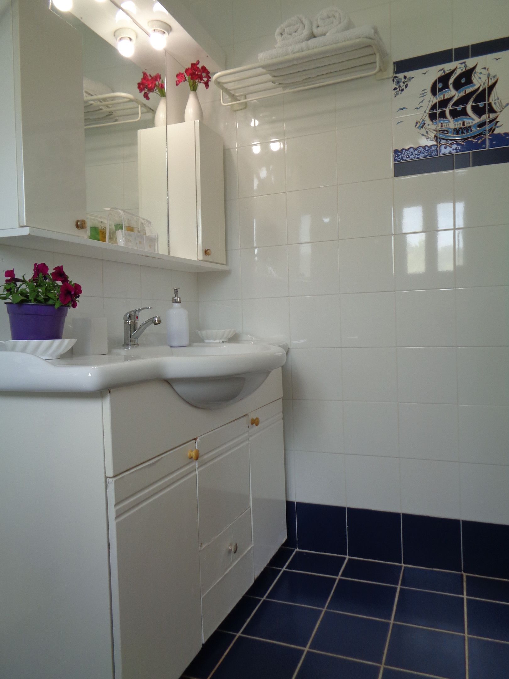 Porto Scoutari Romantic Hotel & Suites - 67