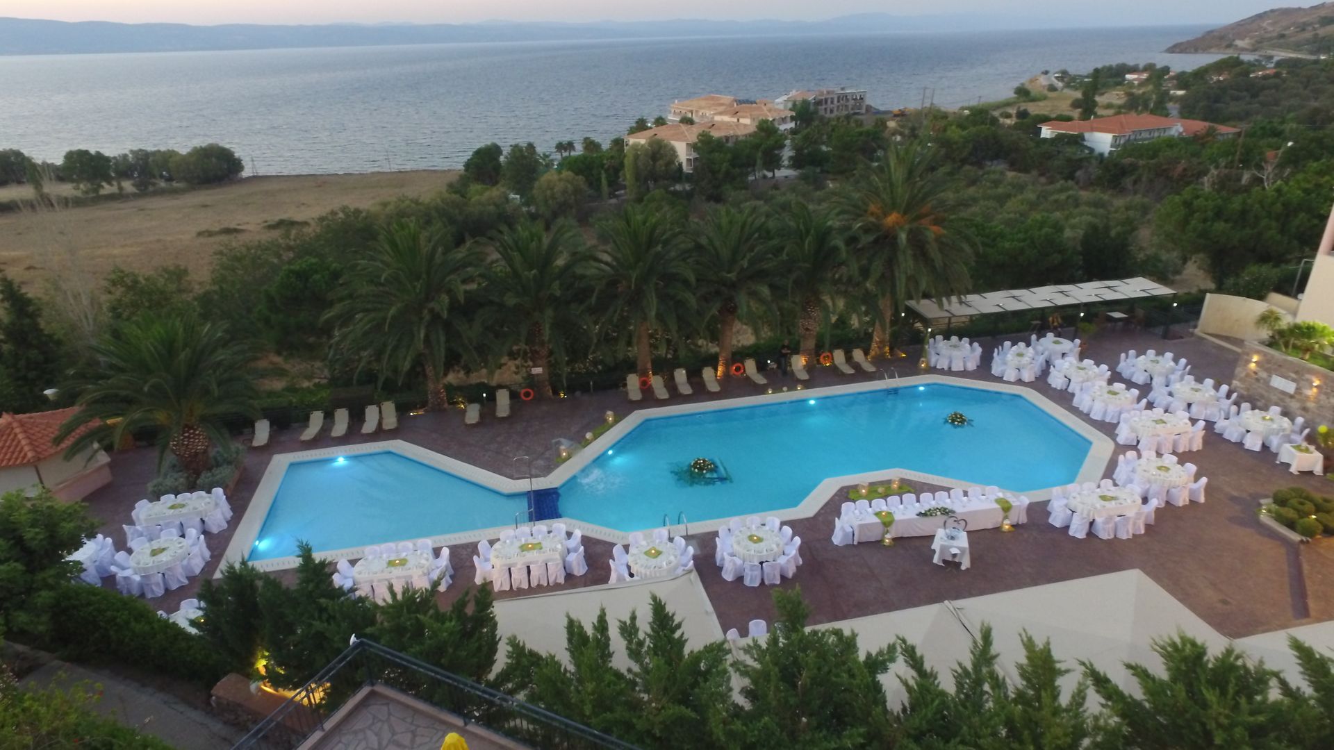 Sunrise Resort Hotel - 11