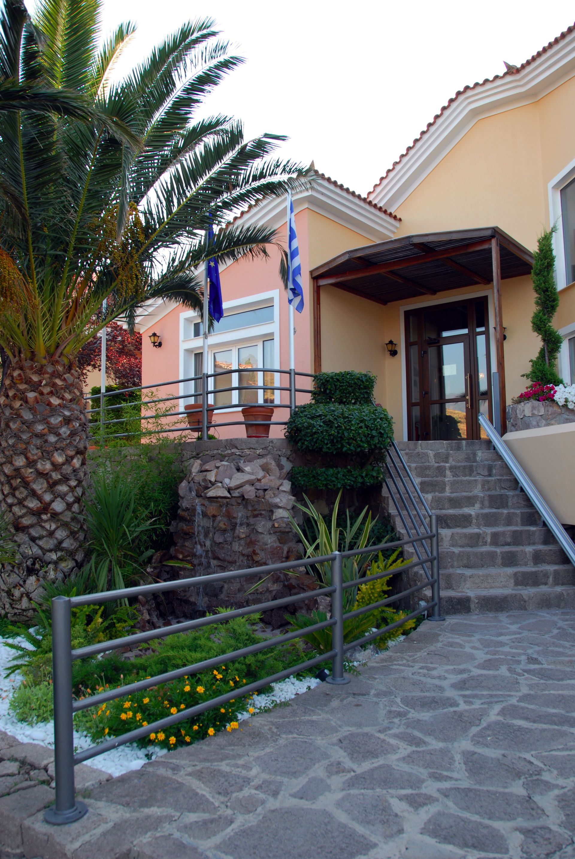 Sunrise Resort Hotel - 17