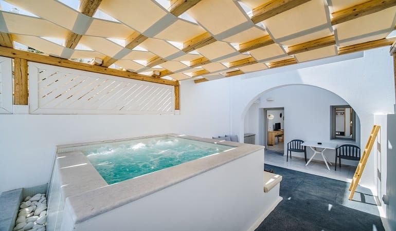 Symphony Suites Santorini - 3