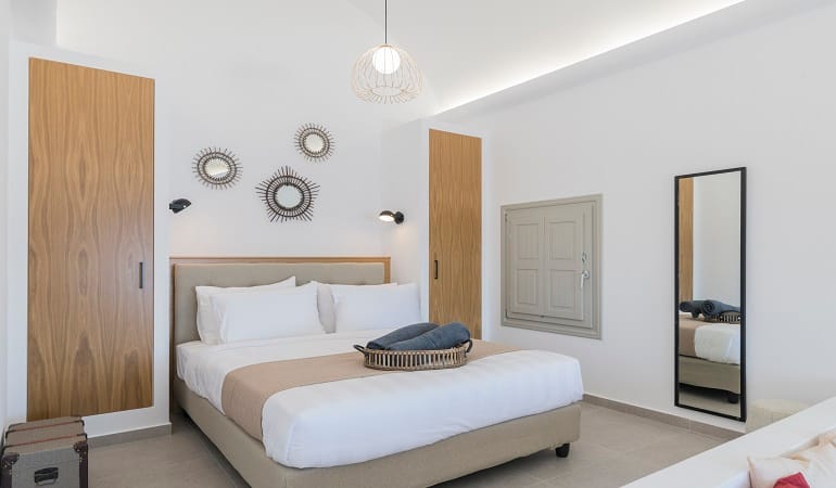 Symphony Suites Santorini - 19