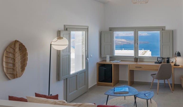 Symphony Suites Santorini - 22