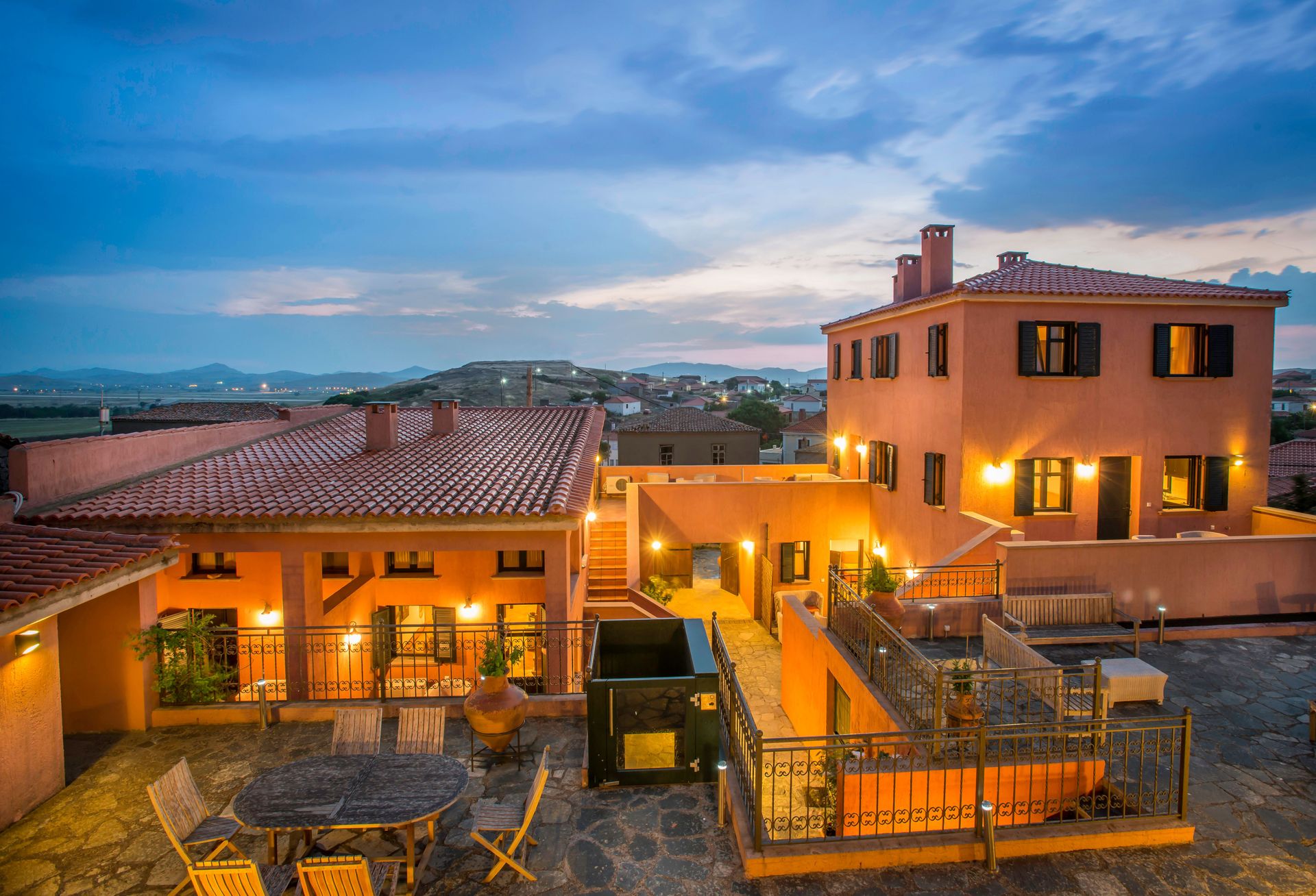 The Varos Residences Hotel - 1