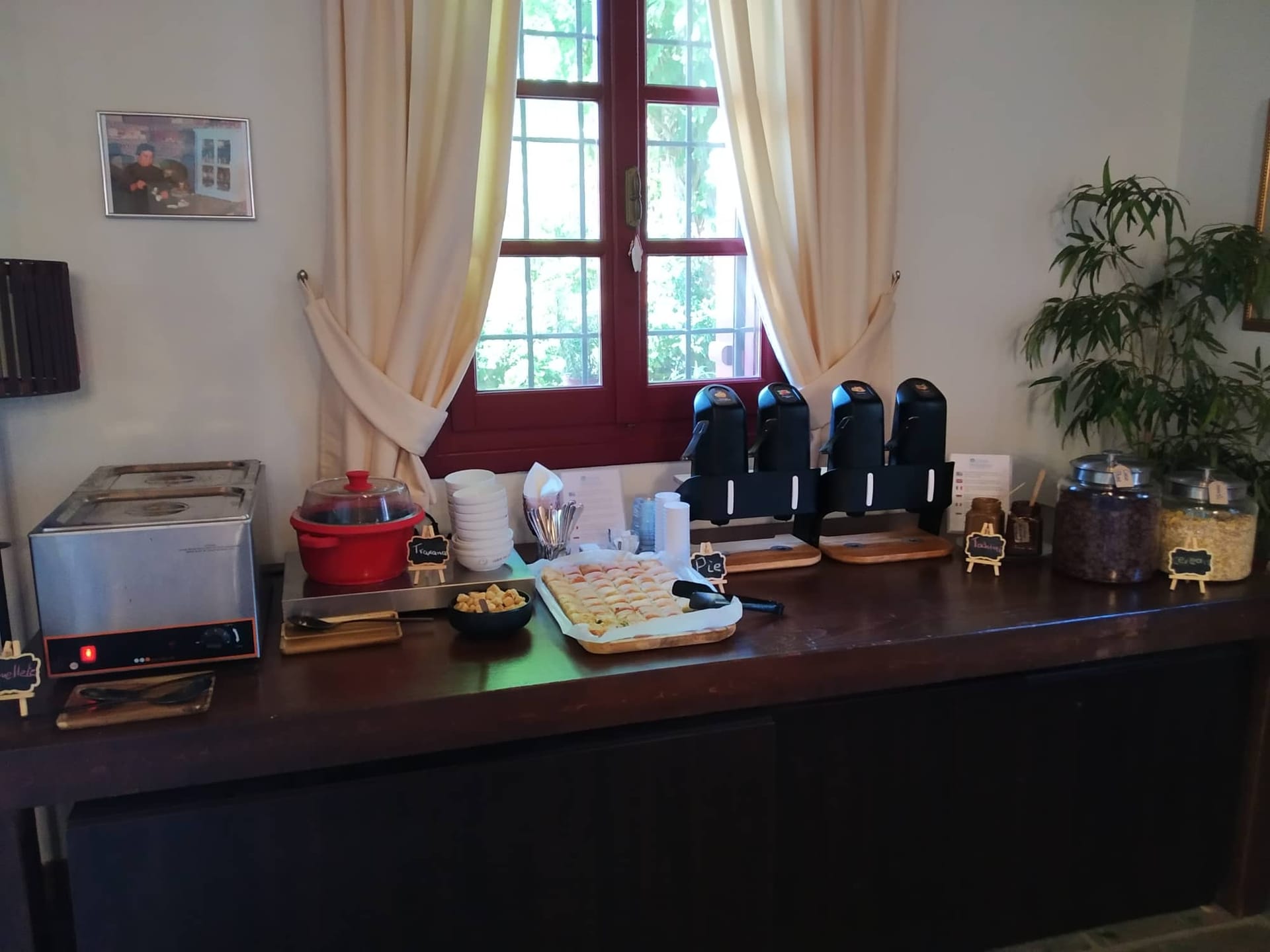 The Varos Residences Hotel - 19